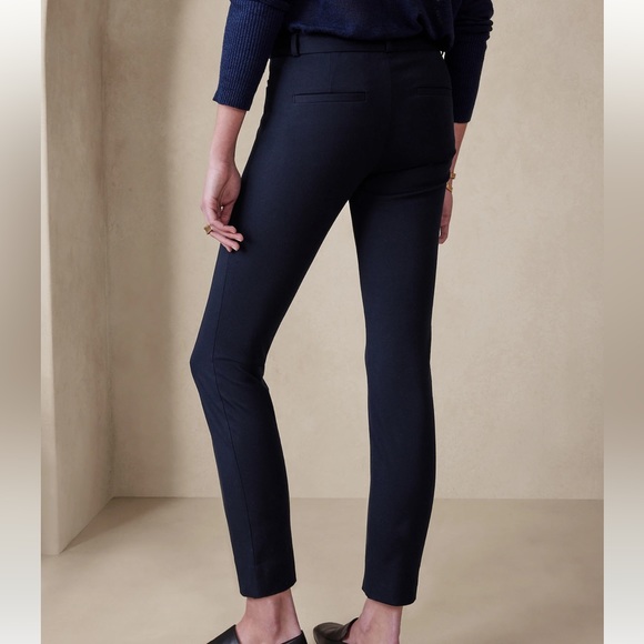 Banana Republic Pants - NWT Banana Republic Sloan Trousers